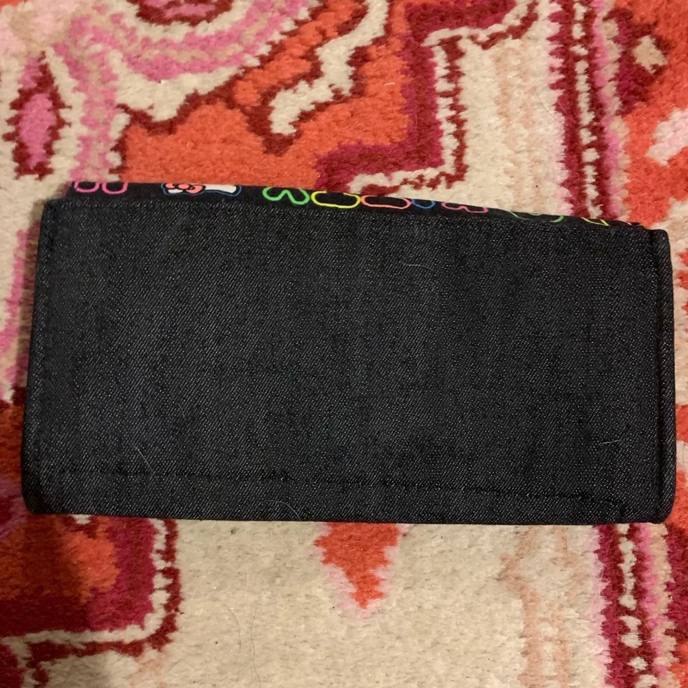 Handmade Hello Kitty Wallet - Picture 3 of 3